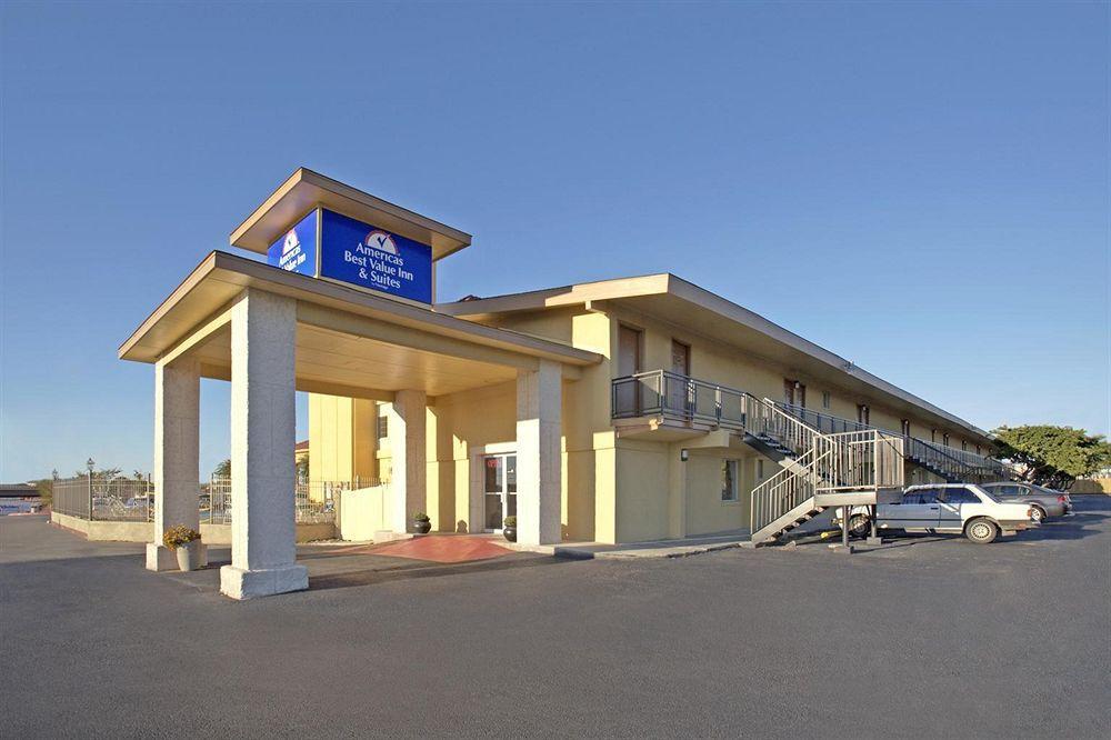 Travelodge By Wyndham New Braunfels Eksteriør billede